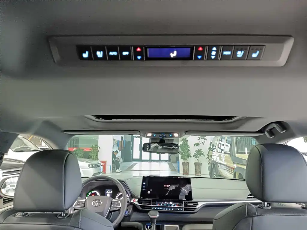 Sienna 2023 2.5L Hybrid Prestige Edition
