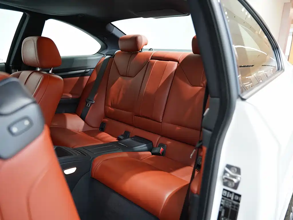 BMW M3 2011 Model M3 Two-Door Carbon Fiber Roof Edition
