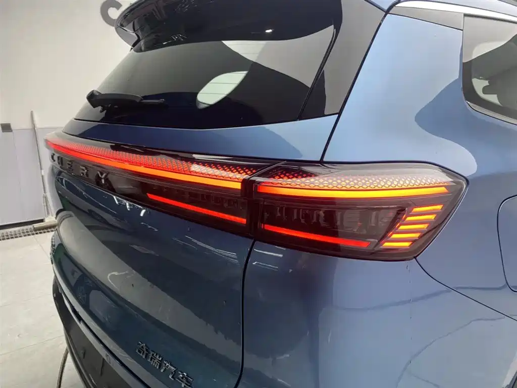 Ruihu 8 PLUS C-DM 2025 Edition 1.5T 116km Prestige 5-seat