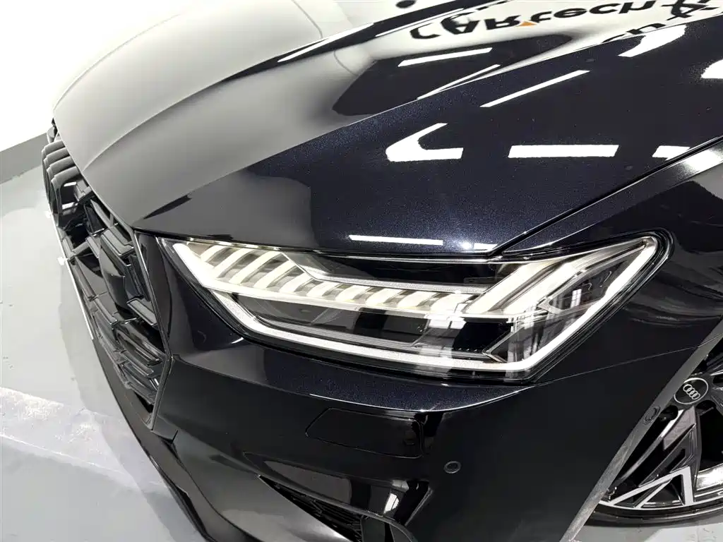 Audi A7L 2024 45 TFSI quattro Black Warrior Edition