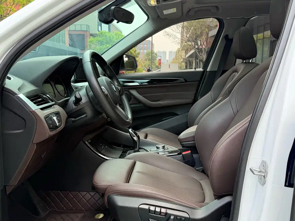 BMW X1 2020 sDrive20Li Fashion Edition