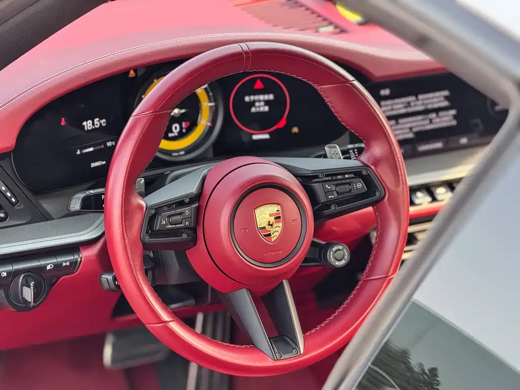 Porsche 911 2023 Carrera 3.0T
