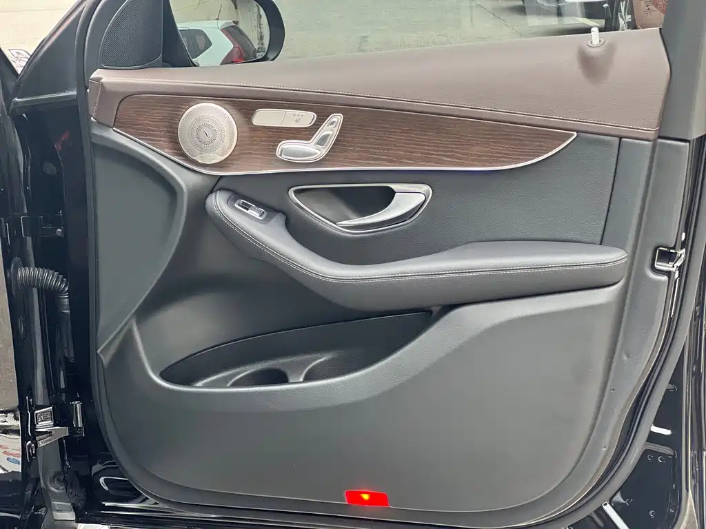 Mercedes-Benz GLC 2021 GLC 300 L 4MATIC Dynamic Edition