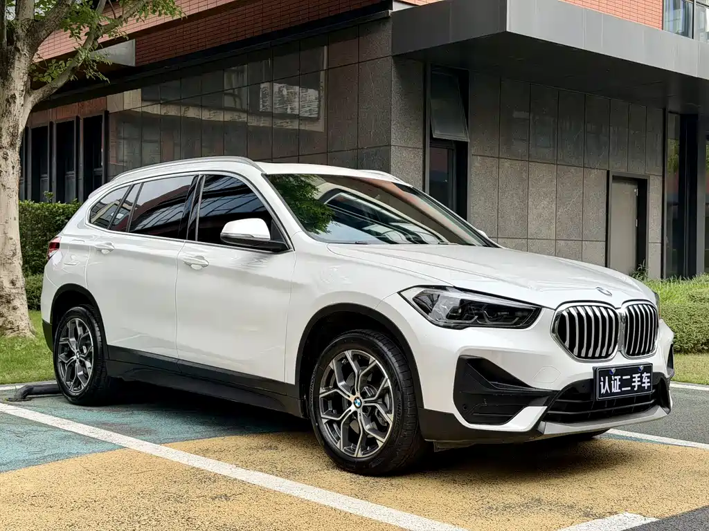 BMW X1 2021 sDrive25Li Leading Edition