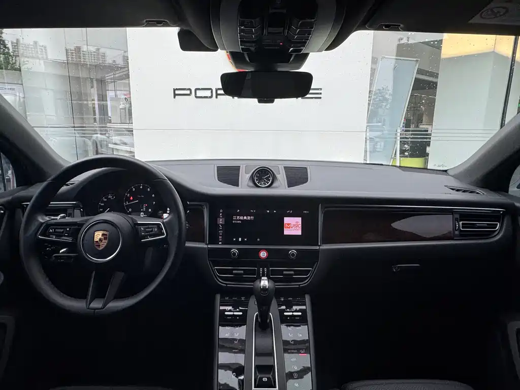 Macan 2023 2.0T