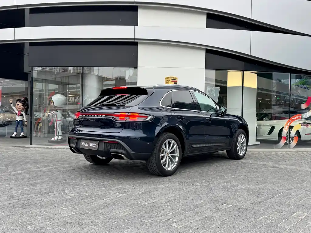 Macan 2023 2.0T