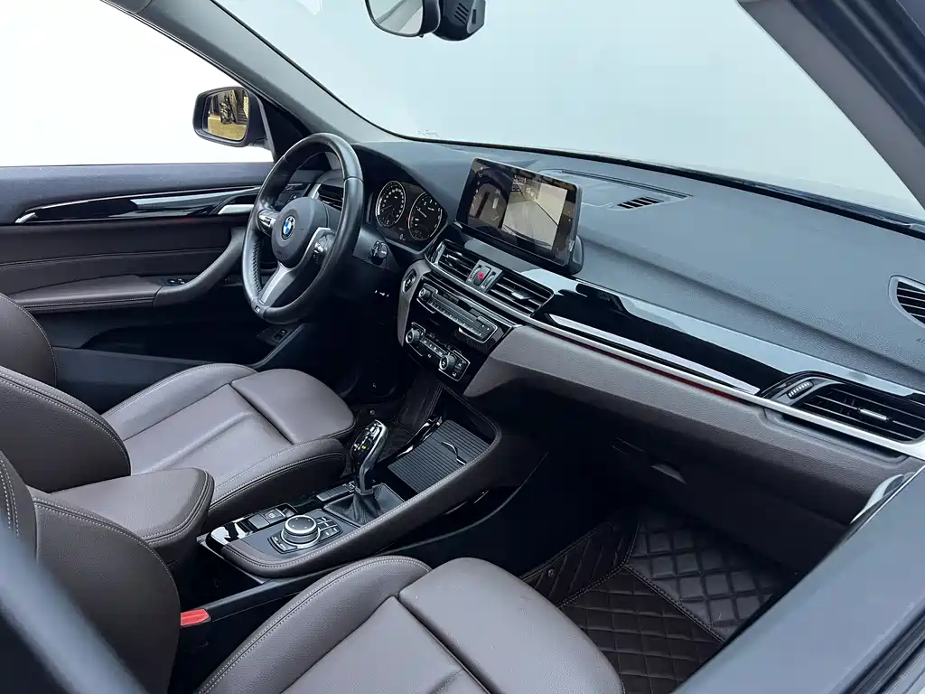 BMW X1 2020 sDrive20Li Luxury Edition