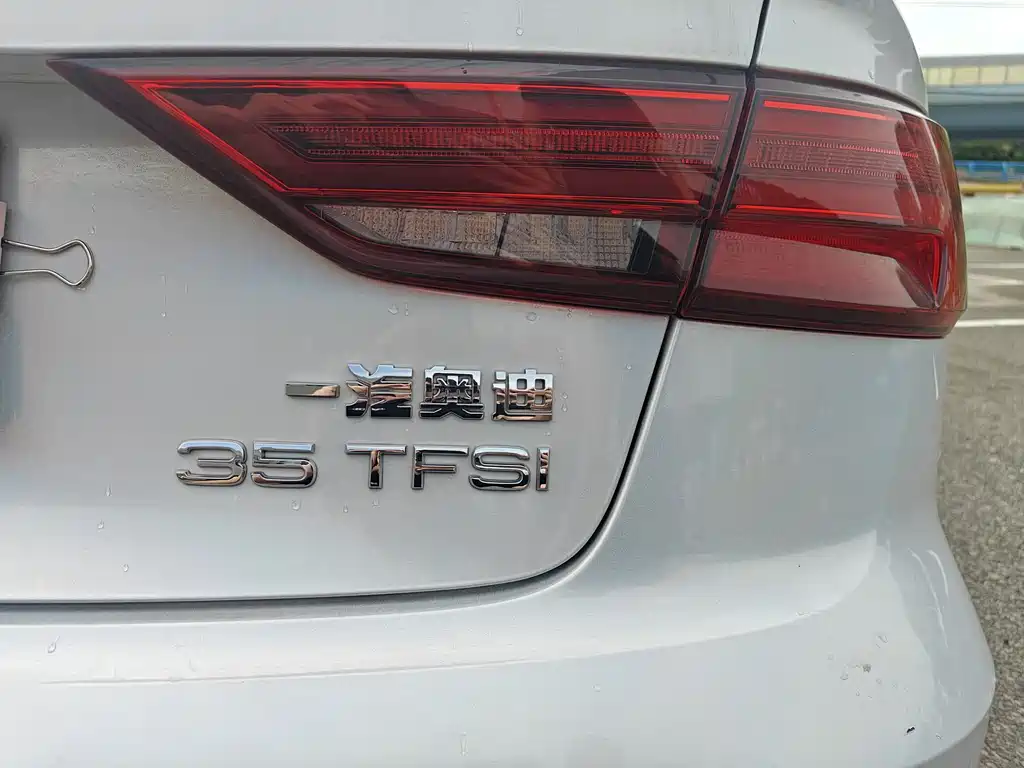 Audi A3 2019 Limousine 35 TFSI Sportline (China V)