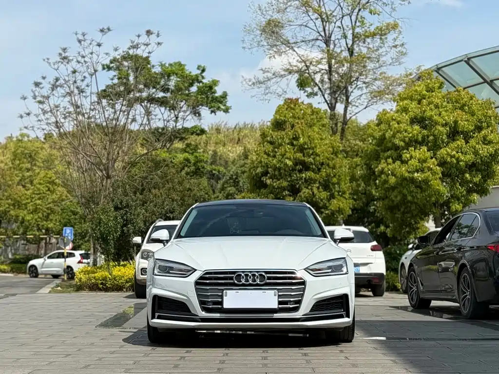 Audi A5 Import 2017 Sportback 40 TFSI Fashion Edition