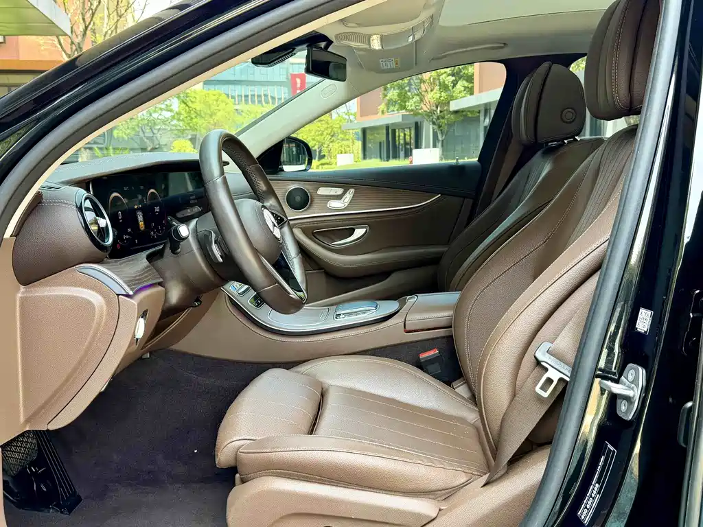 Mercedes-Benz E-Class 2022 E 300 L Sporty and Stylish Edition