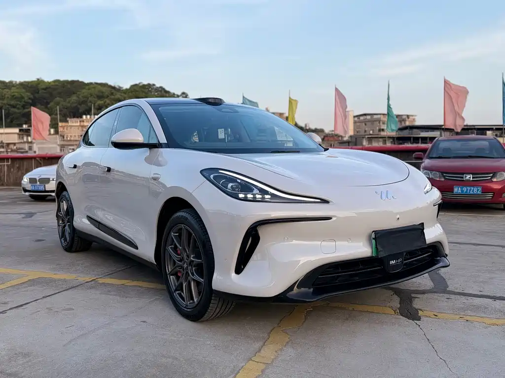 IM LS6 2023 Max Standard Edition