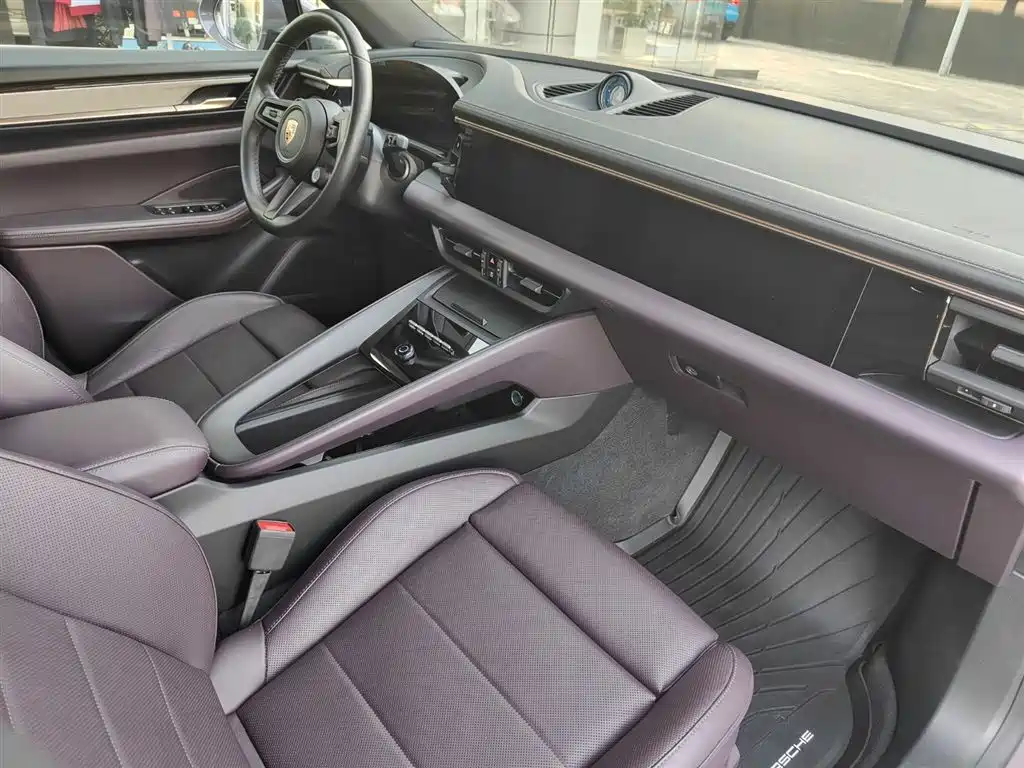 Macan New Energy 2024 Model Macan 4