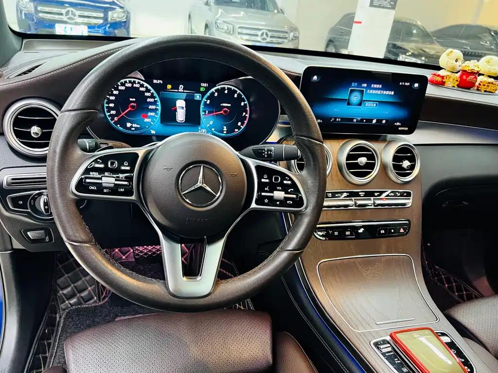 Mercedes-Benz GLC 2021 GLC 260 L 4MATIC Luxury Edition