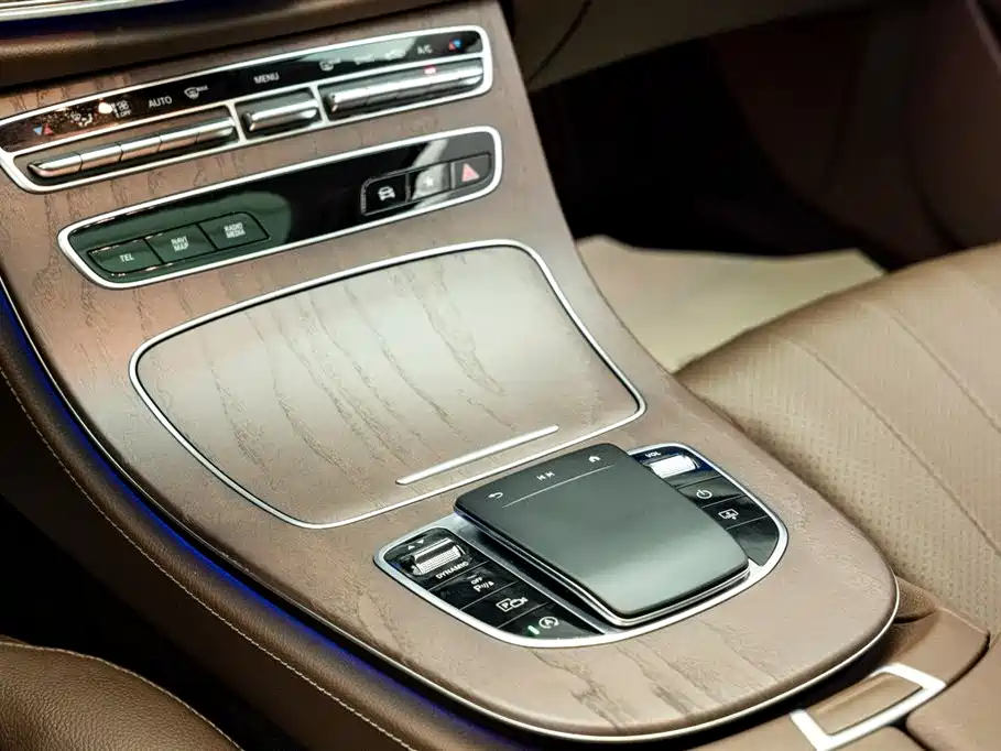 Mercedes-Benz E-Class 2023 E 300 L Luxury Edition