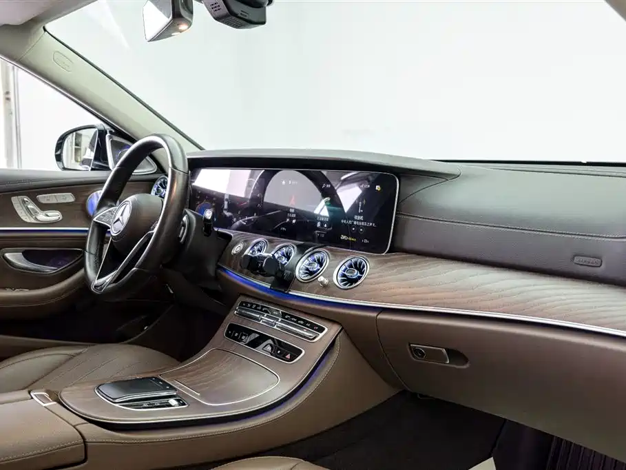 Mercedes-Benz E-Class 2023 E 300 L Luxury Edition