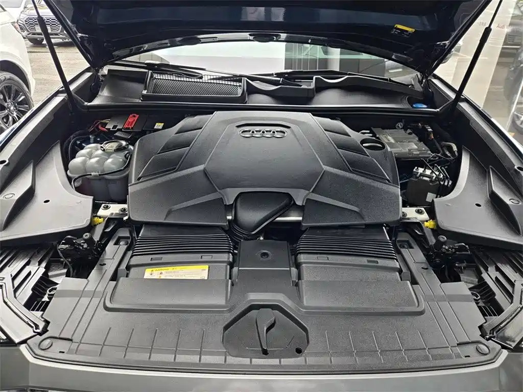 Audi Q8 2019 55 TFSI Prestige Limited Edition