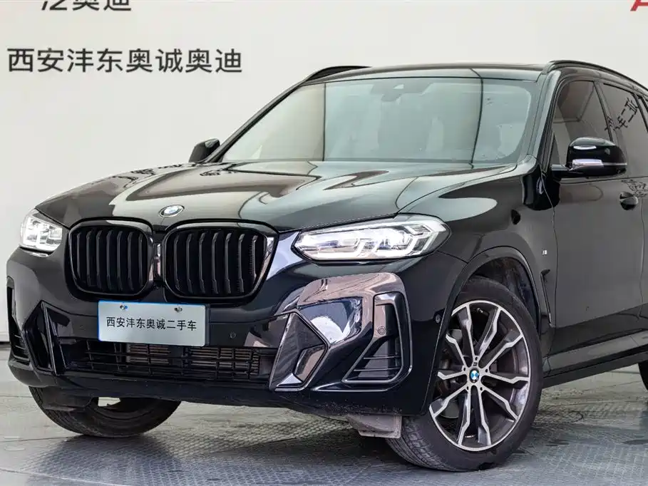 BMW X3 2023 xDrive30i Leading Edition M Night Package