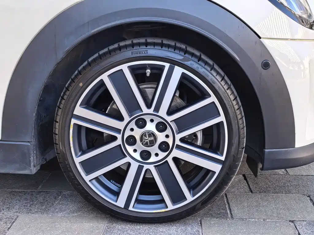 2022 MINI Cooper S Artist Edition