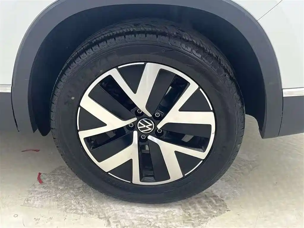 Tayron 2023 330TSI Two-Wheel Drive Luxury Plus Advanced Edition