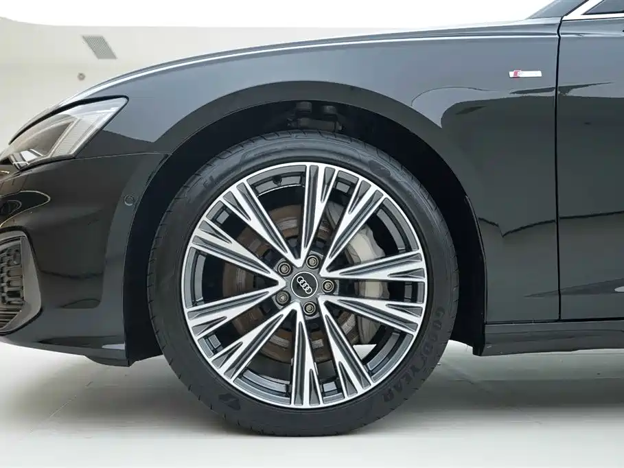 Audi A6L 2022 55 TFSI quattro Premium Dynamics Edition
