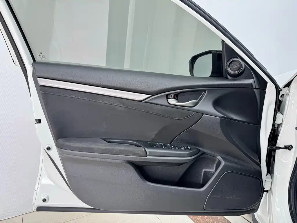 Civic 2021 Hatchback 220TURBO CVT Cool Control