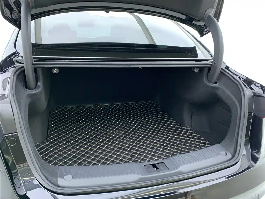 Hongqi H5 2024 Model 1.5T DCT ZhiLian QiYun Edition