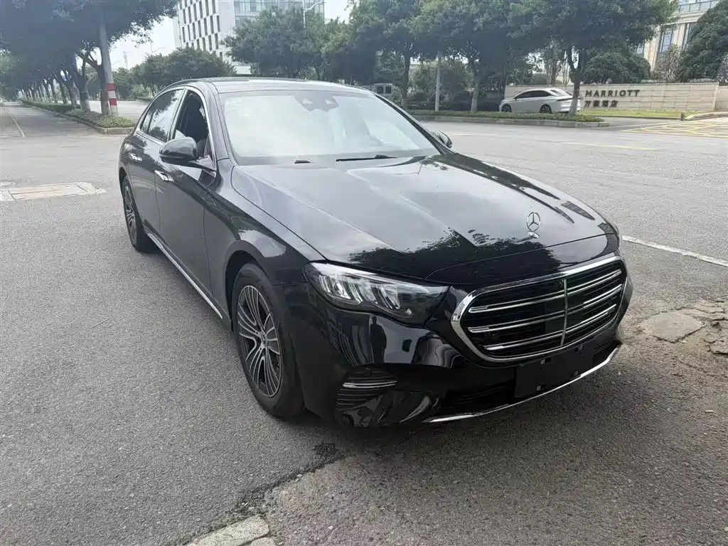 Mercedes-Benz E-Class 2025 Model E 260 L