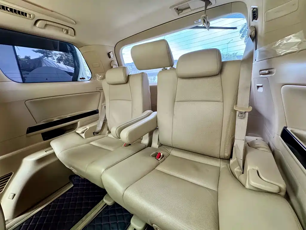 Alphard 2014 Model Middle East Edition