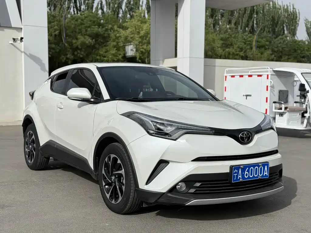 Yizhè IZOA 2020 2.0L Yichí Version