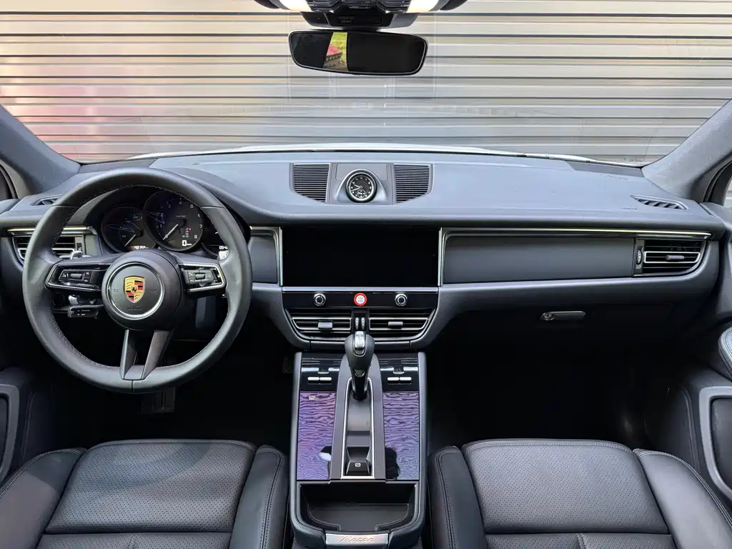 Macan 2022 2.0T