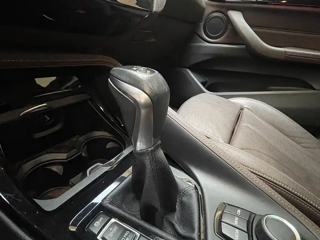 BMW X1 2018 sDrive18Li Luxury Edition