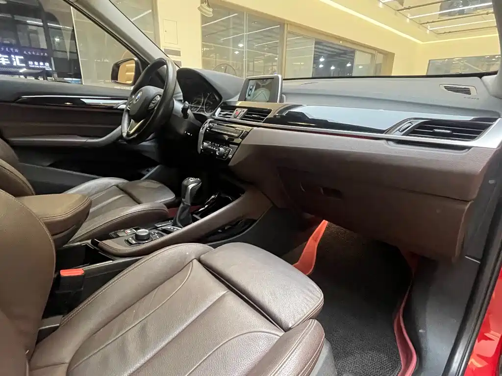 BMW X1 2018 sDrive18Li Luxury Edition