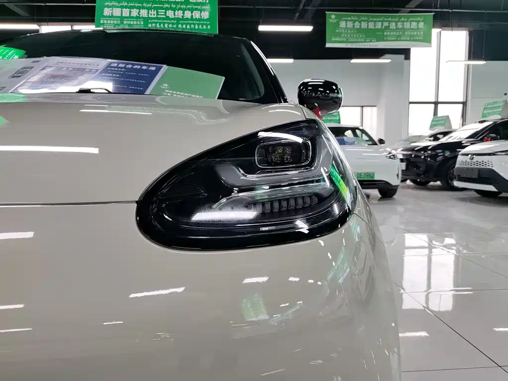 Wuling BenGuo 2023 333km LingXi HuanLian+ Edition
