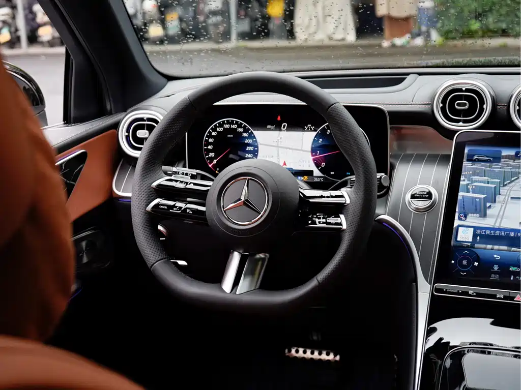 Mercedes-Benz GLC 2023 GLC 300 L 4MATIC Luxury 7-seat