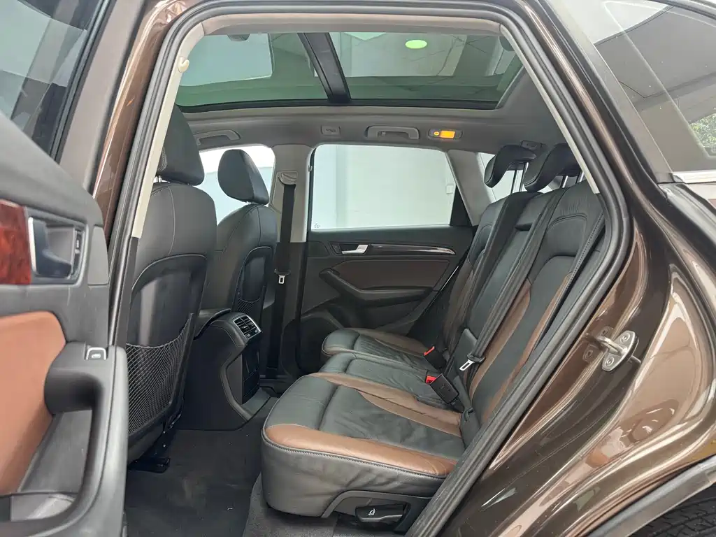 Audi Q5 2017 model 40 TFSI Technology Edition