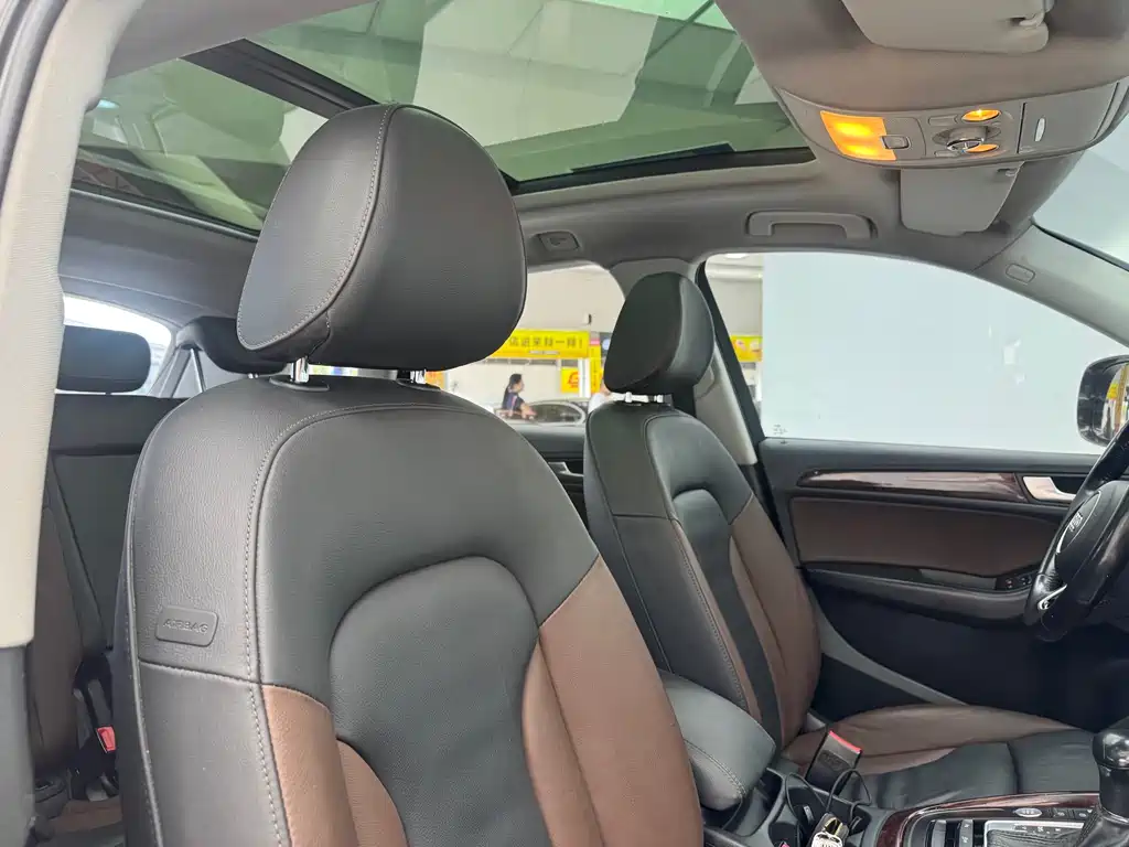 Audi Q5 2017 model 40 TFSI Technology Edition
