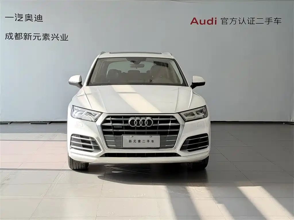 Audi Q5L 2018 40 TFSI Rongxiang Fashion Edition National VI