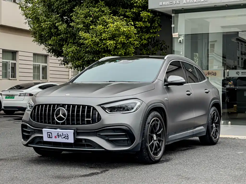 Mercedes-AMG GLA 45 4MATIC+ 2021