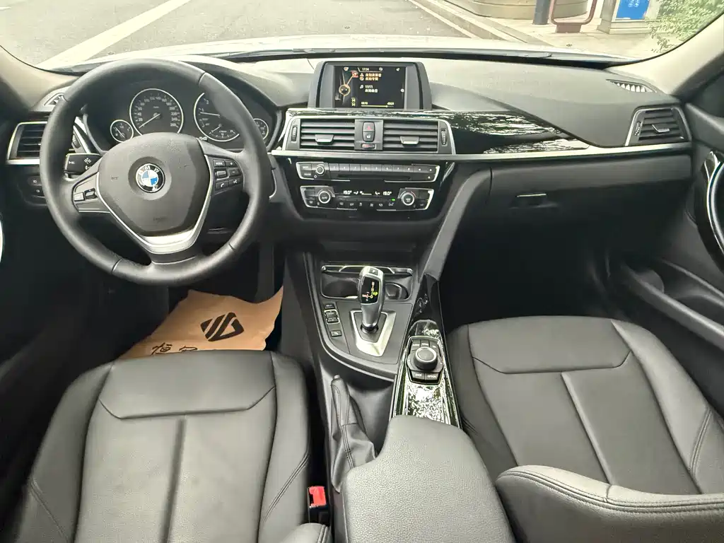 BMW 3 Series 2017 320Li Sport Line