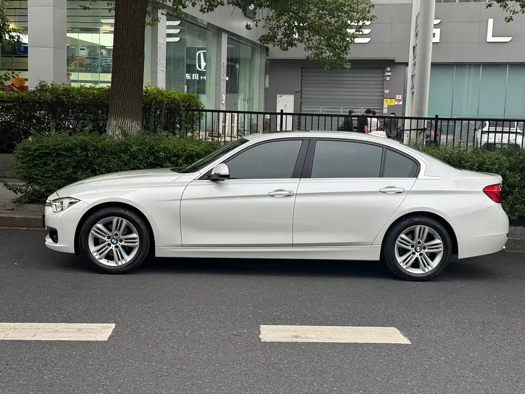 BMW 3 Series 2017 320Li Sport Line
