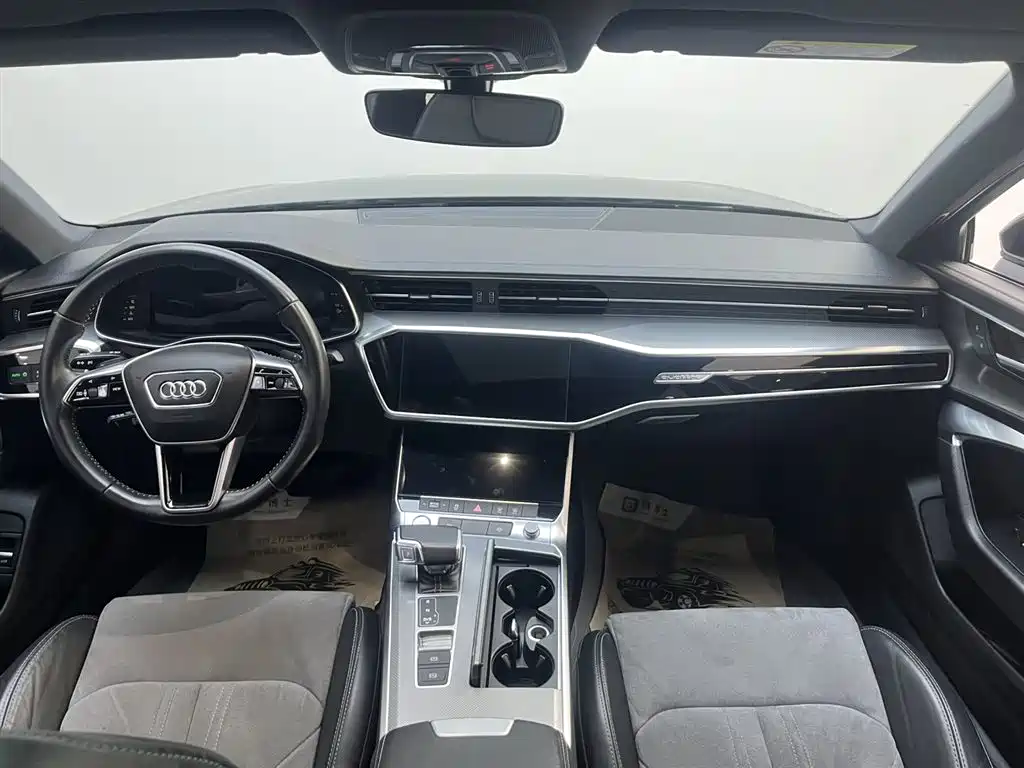 Audi A6L 2020 45 TFSI quattro Premium动感型