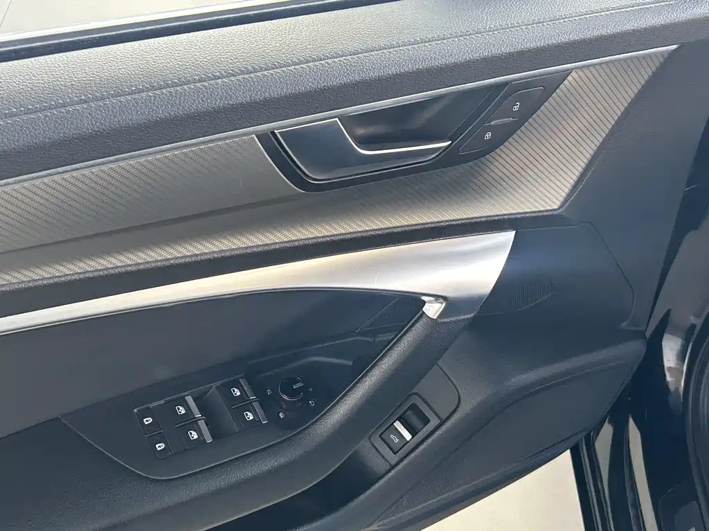Audi A6L 2019 40 TFSI Luxury Edition