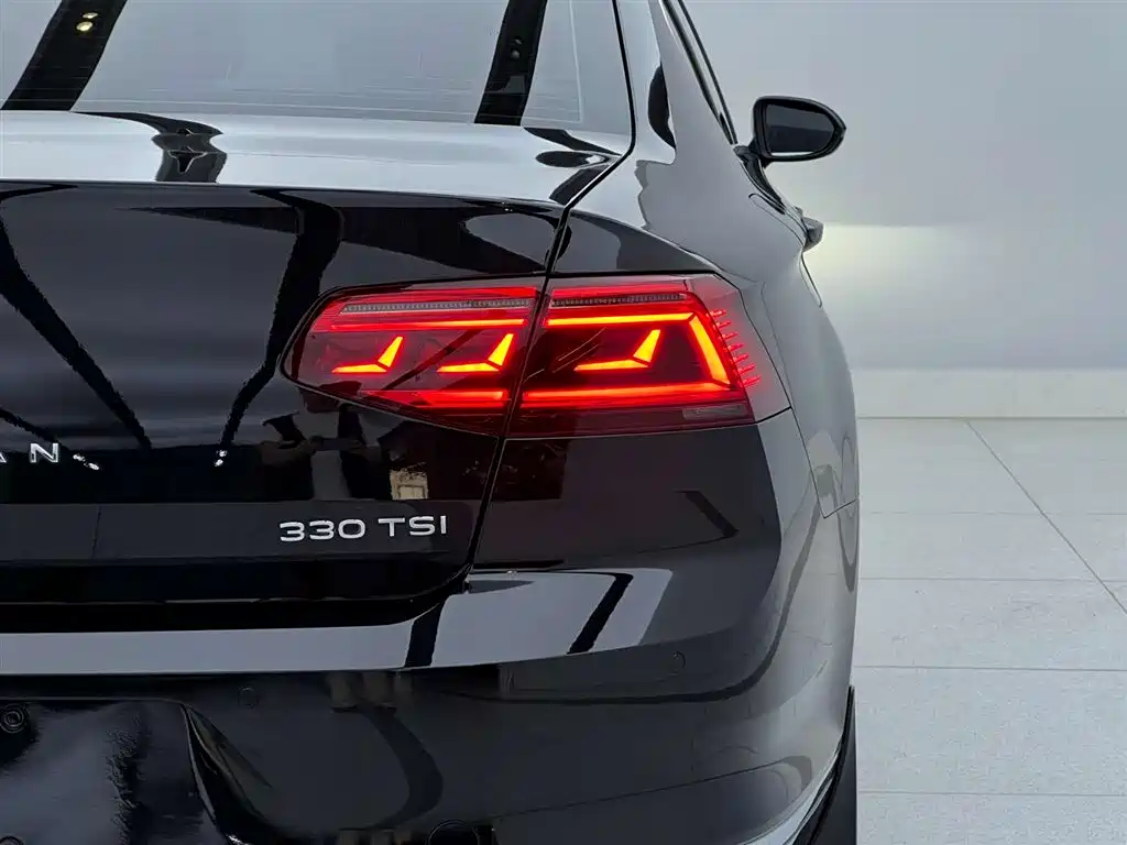 Magotan 2023 Edition 2 Millionth Anniversary 330 TSI DSG Luxury Edition