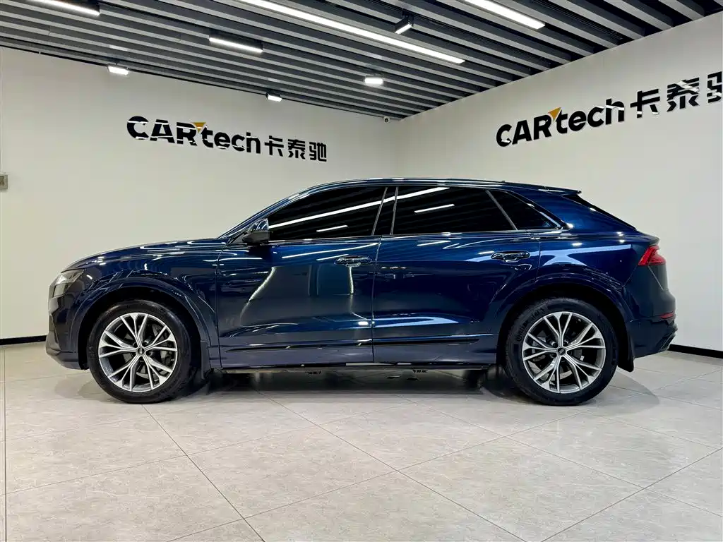 Audi Q8 2023 55 TFSI Luxury Dynamic Edition