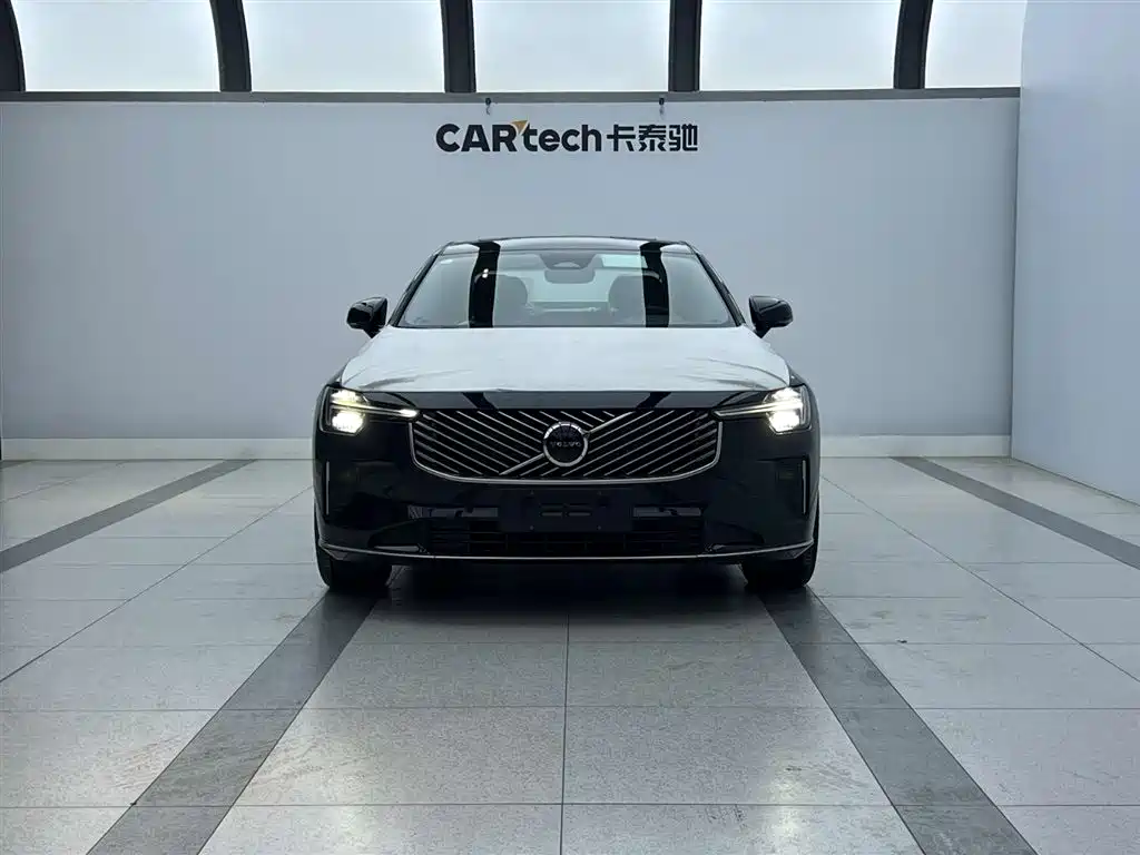 Volvo S90 2026 B5 Intelligent Comfort Luxury Edition