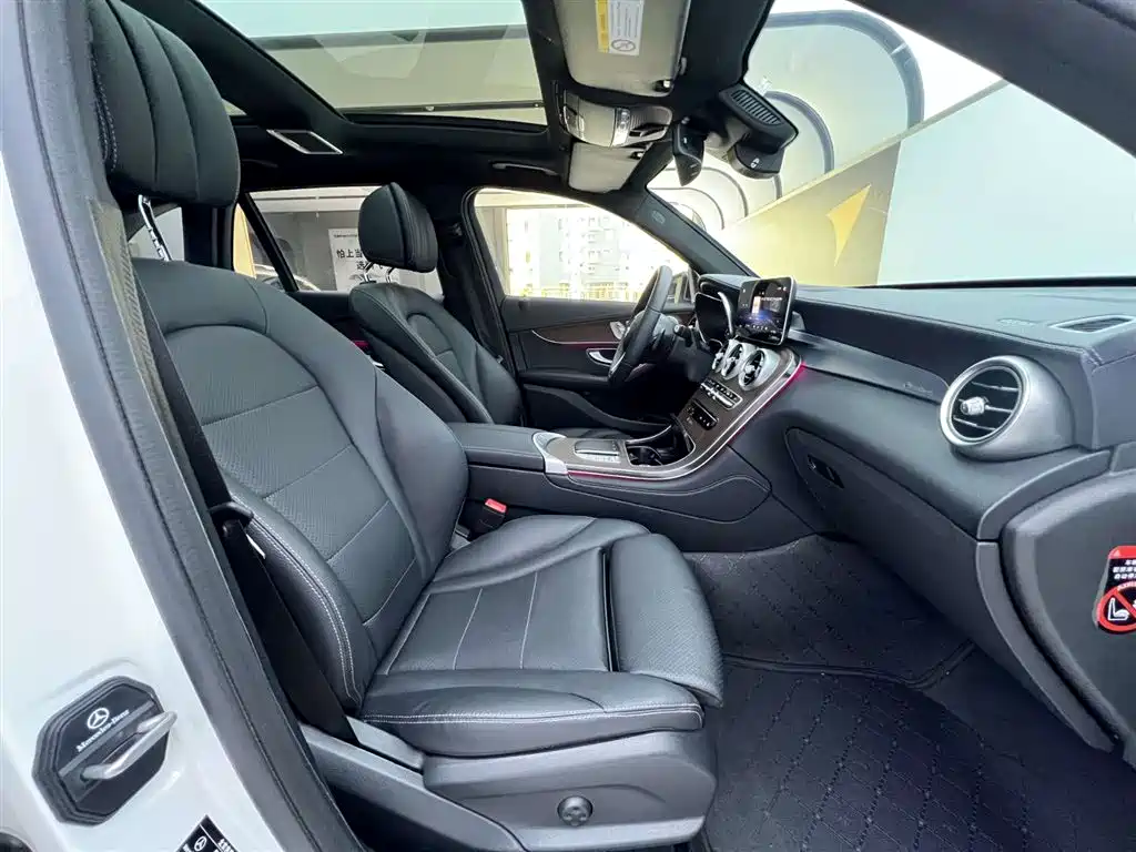 Mercedes GLC 300 L 4MATIC Sport Line 2020款