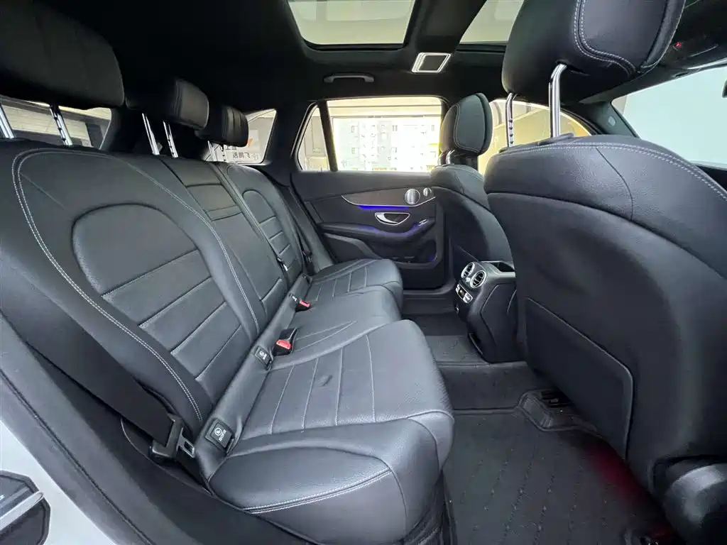 Mercedes GLC 300 L 4MATIC Sport Line 2020款