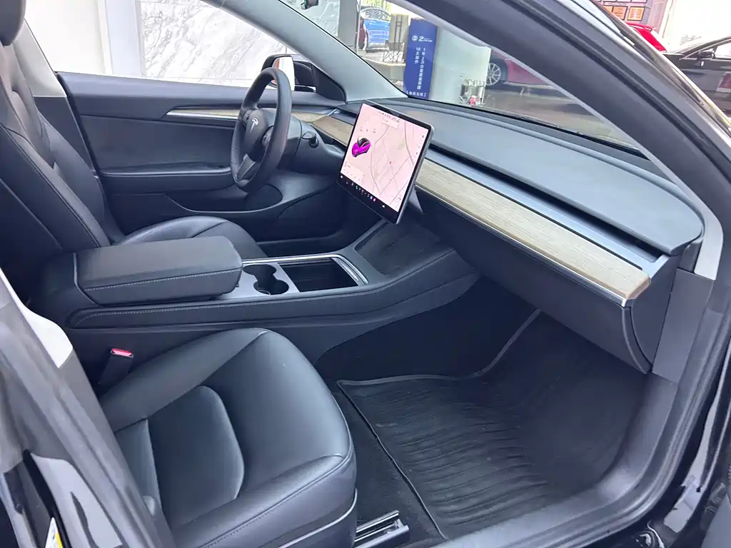 Model 3 Standard Range Rear-Wheel Drive Upgrade 2021