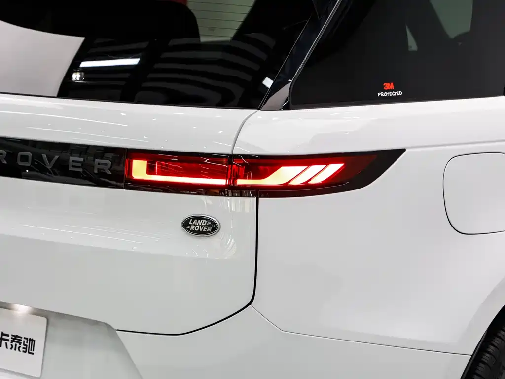 Range Rover Sport 2025款 400PS Dynamic SE