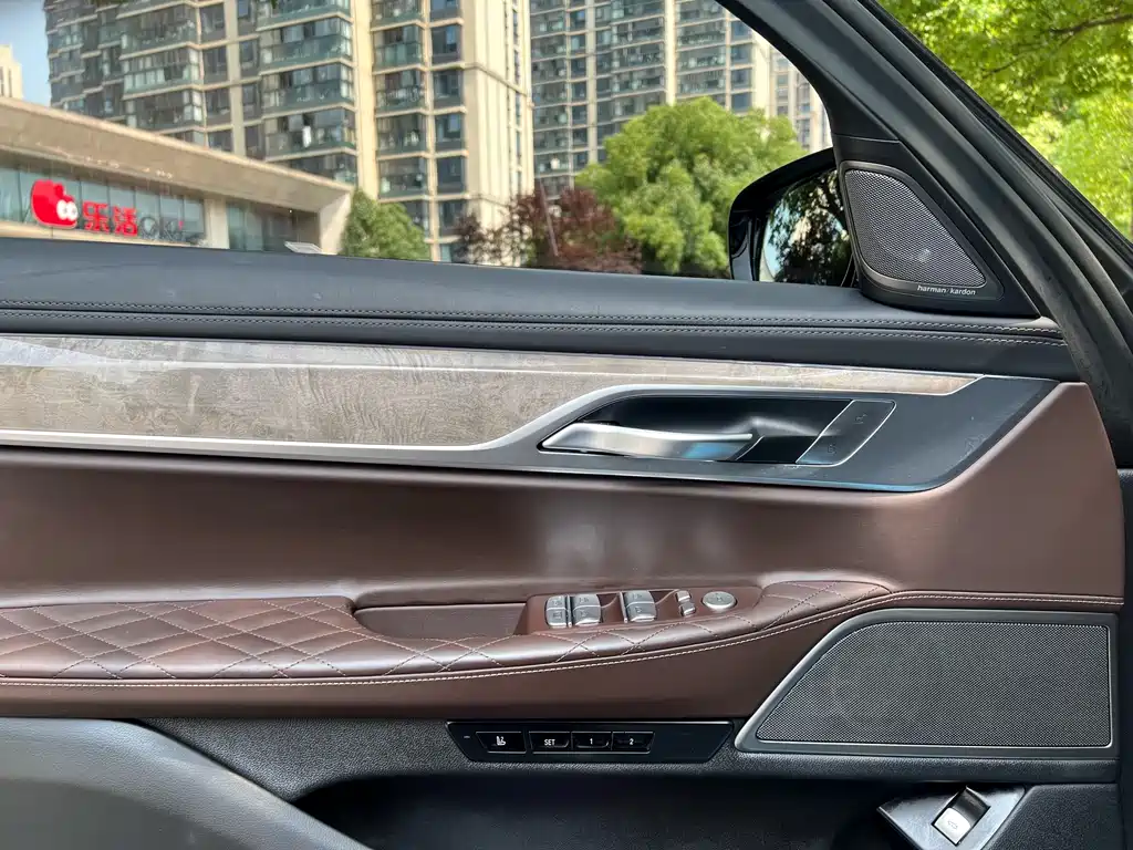 BMW 7 Series 2019 740Li Leading Edition Luxury Package